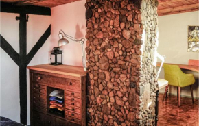 1 Bedroom Cozy Apartment In Puszczykowo